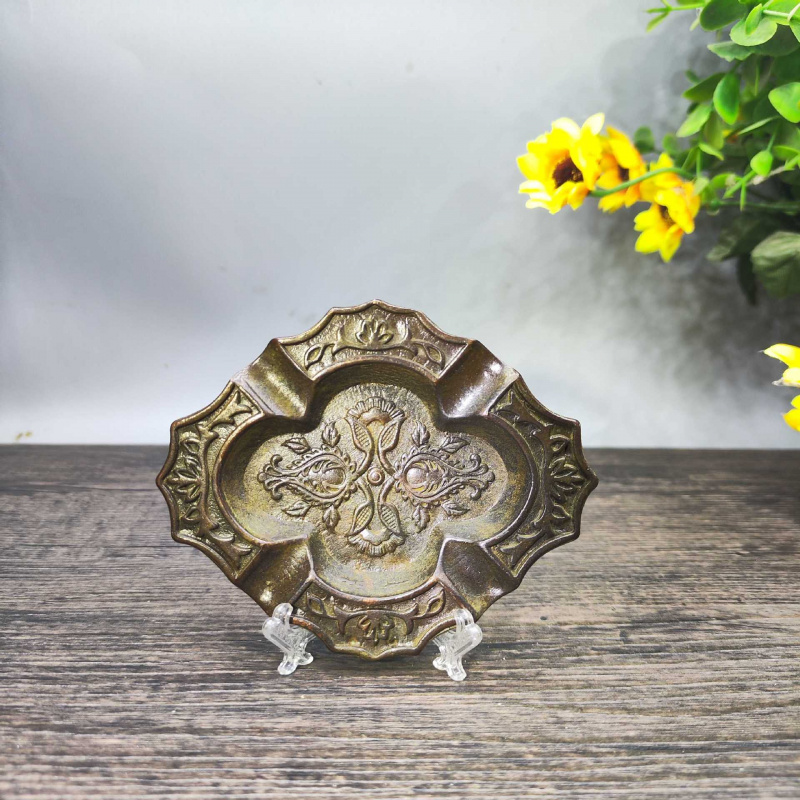 Antique collection, vintage -p - Vintage Collectible Ashtrays review and price